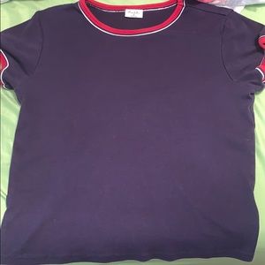 a navy blue t-shirt